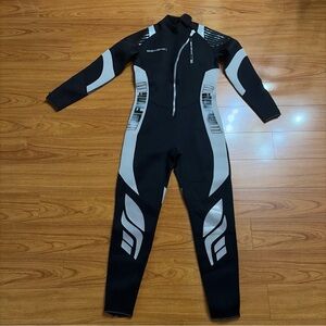 Seaskin Wetsuits for Men Women 3mm Front Zip Full Wetsuit Size M